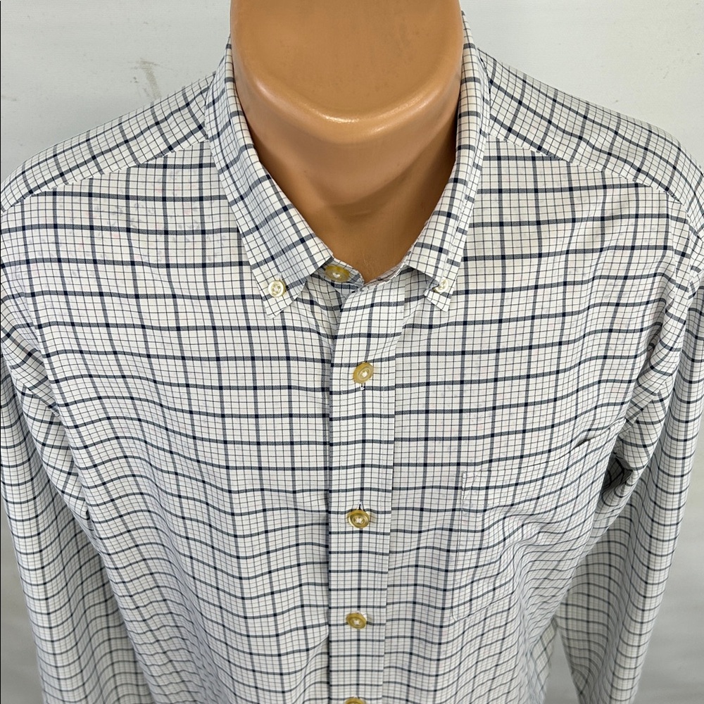 Orvis long sleeve button down collar shirt.  L - Picture 3 of 9